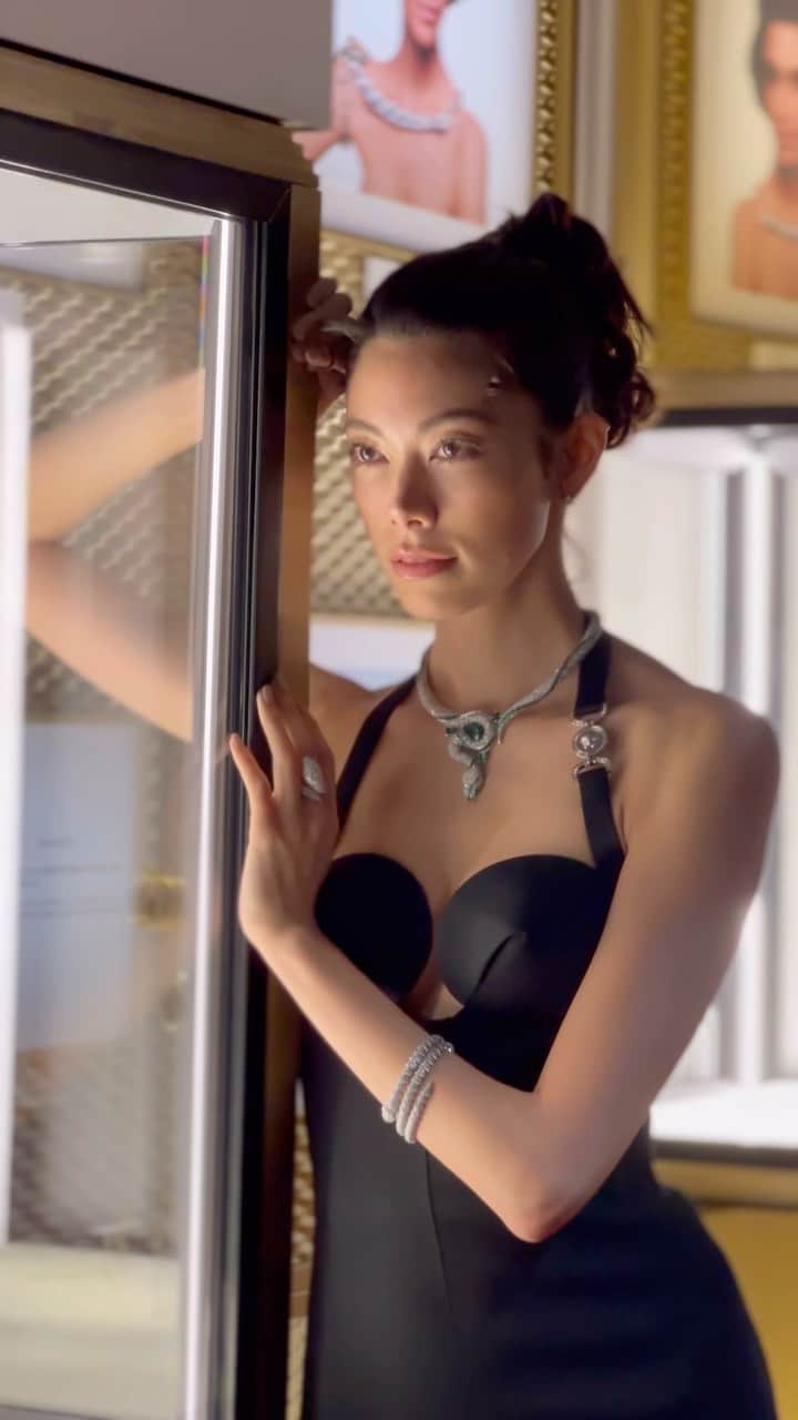 のインスタグラム：「#bvlgari  🖤🖤🖤」