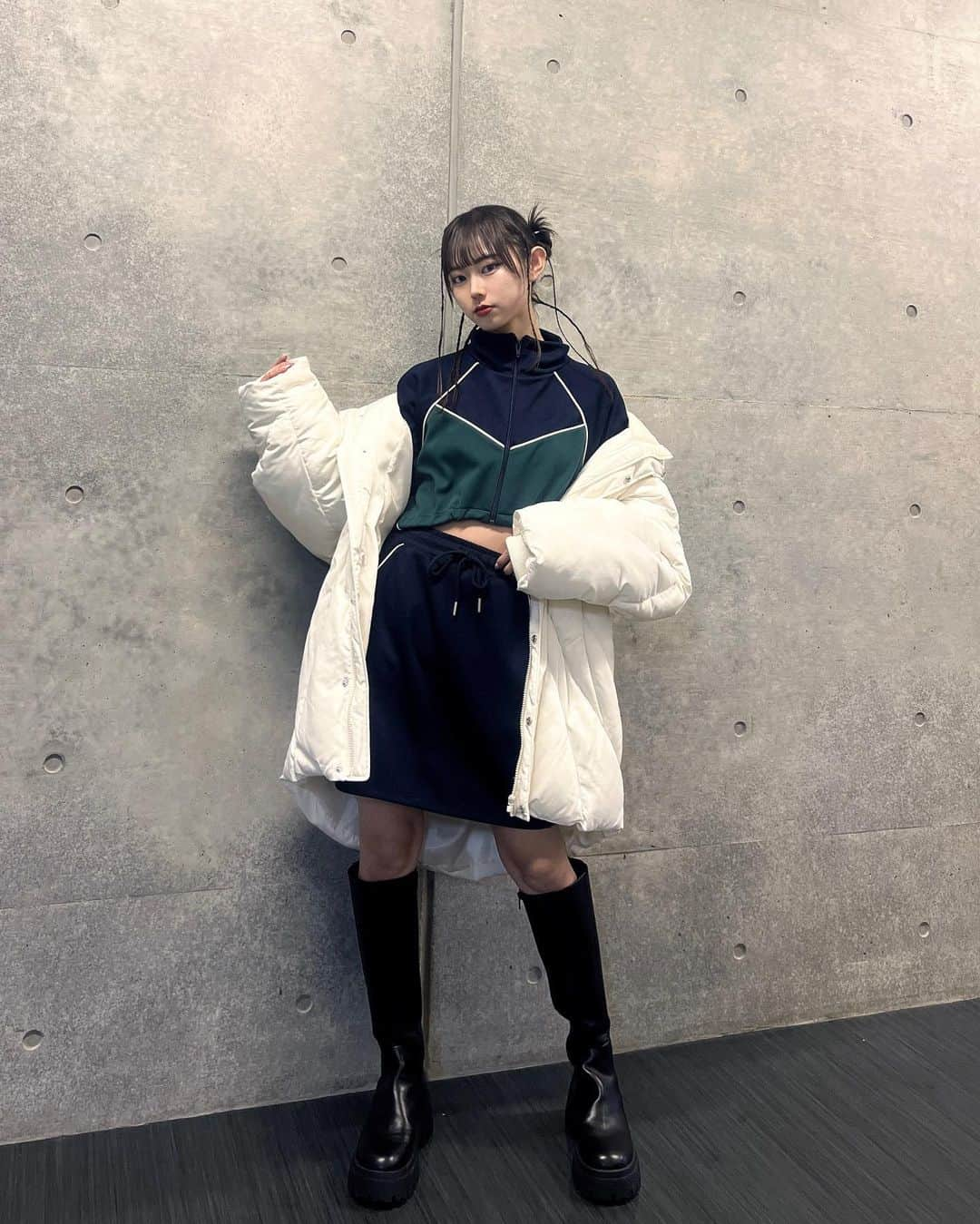 本望あやかさんのインスタグラム写真 - (本望あやかInstagram)「【TGCteen2023Winter】ありがとうございました🩵❄️  久しぶりにみんなに会えてたくさん元気もらった😻 そして、今回は5ステージ歩かせてもらいました！ ほんっとに幸せな時間でした…  3キロ痩せていい感じに盛れてた笑✌🏻 また機会をいただけるよう頑張ります🫶🏻  配信で見てくださった方々もありがとうございました！ メンション、DM嬉しすぎたよ🪽  もう早く会いたい笑」11月12日 22時08分 - ayaka0131_