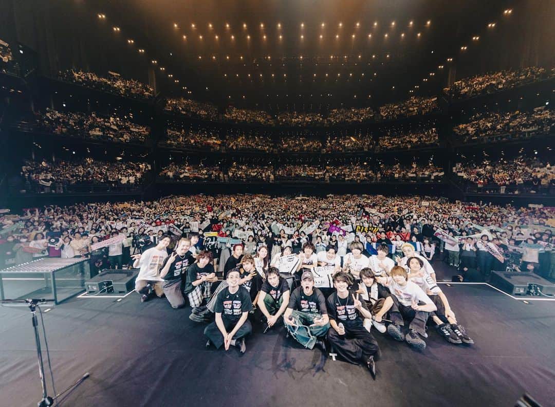 北村匠海のインスタグラム：「とんでもないフェス爆誕だ。 皿祭ありがとうございました。 出会ってくれた皆様に感謝。 さくらしめじ、Novelbright、OKAMOTO'S、緑黄色社会そして来てくれた観てくれた皆々様。 本当にありがとう。また会いましょう。またやります。」