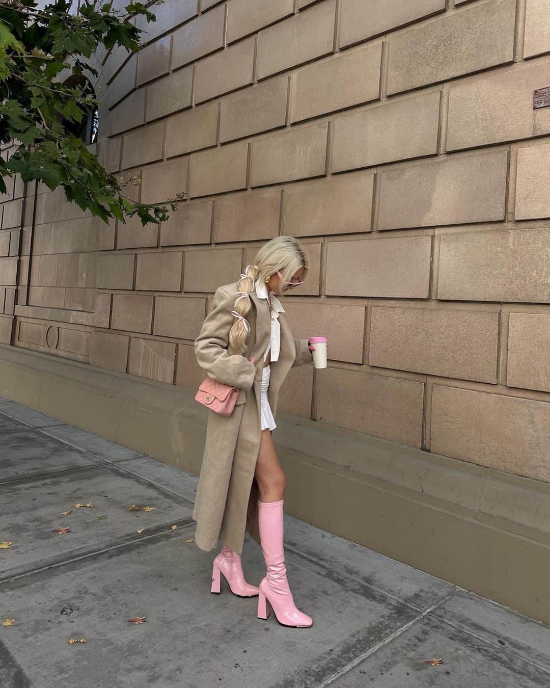 Public Desireのインスタグラム：「POP OF COLOUR 🎀 Your sign to match your coffee cup with your boots 🫶🏼  📸 @shestyledwhat 🔎 Caryn £34.99/$49.99」