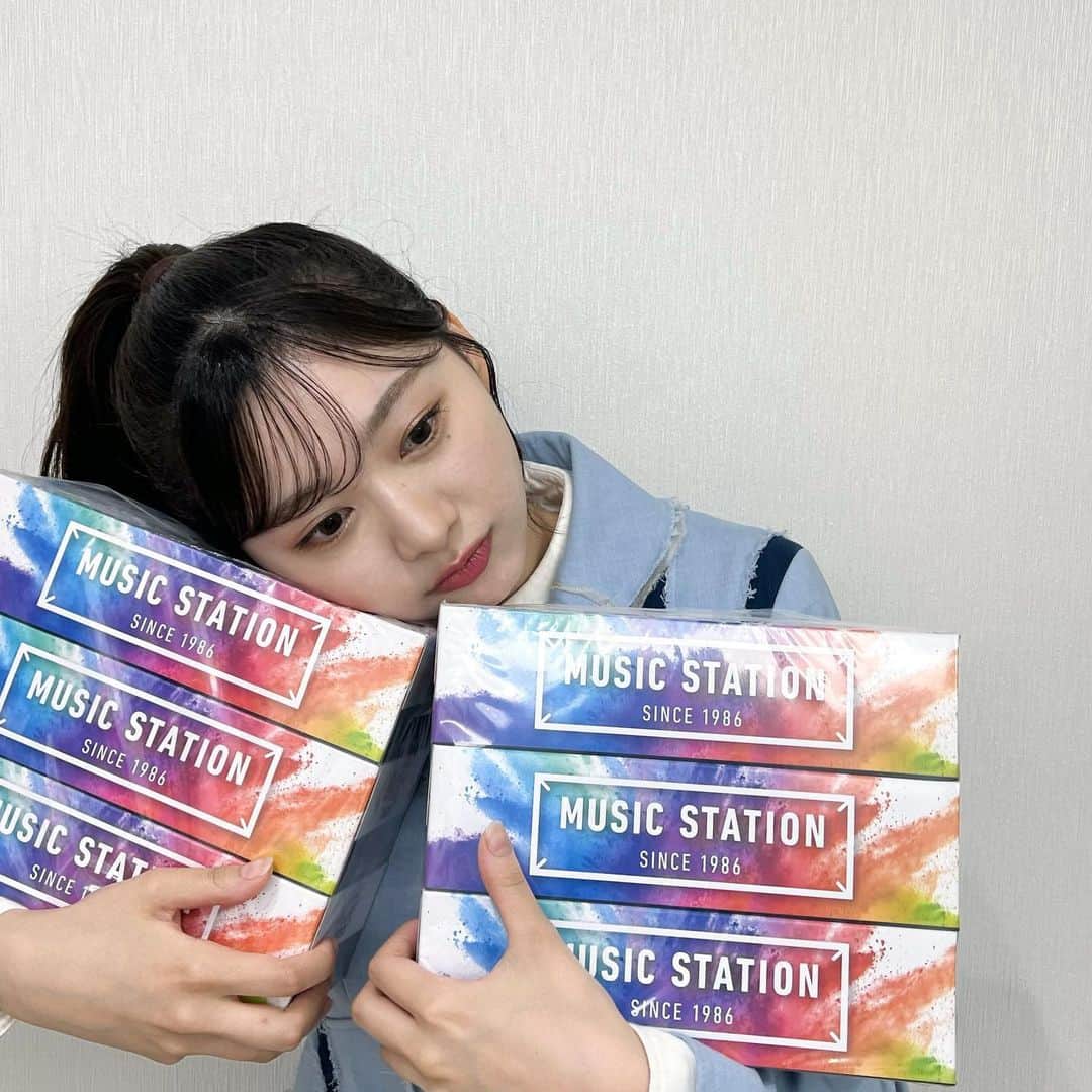 富田鈴花さんのインスタグラム写真 - (富田鈴花Instagram)「Ⓜ️  もったいなくて 使えないティッシュ  #MUSICSTATION #日向坂46 #君は0から1になれ」11月12日 23時00分 - suzy.tomita