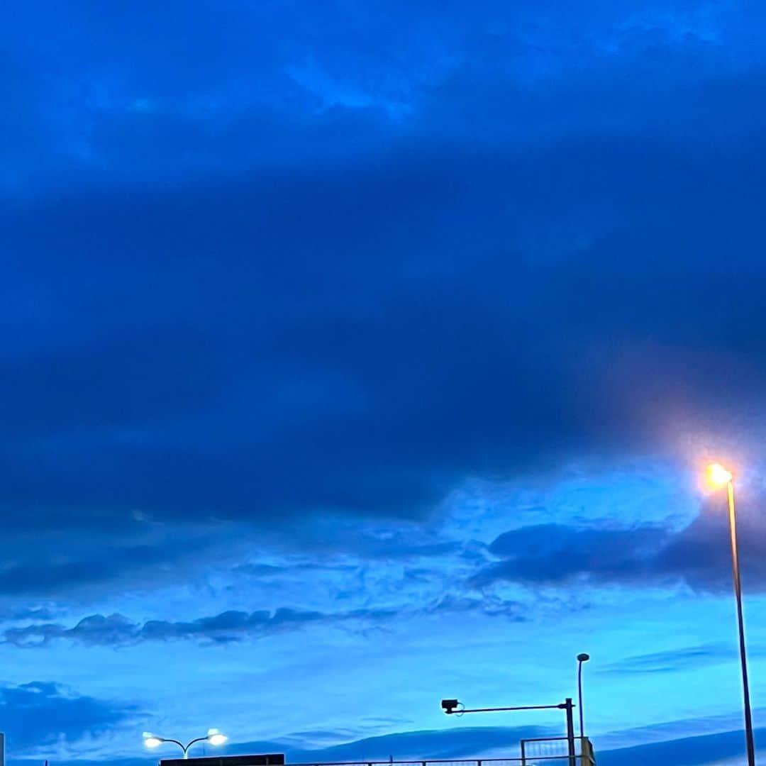 沖楓花さんのインスタグラム写真 - (沖楓花Instagram)「朝の空気冷たくて綺麗ですき」11月12日 22時54分 - okifuka_official