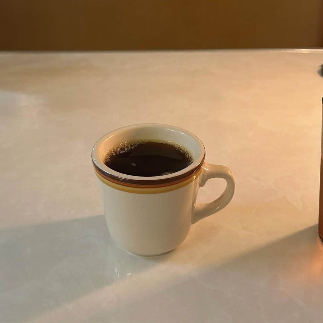 mizukiのインスタグラム：「☕️」