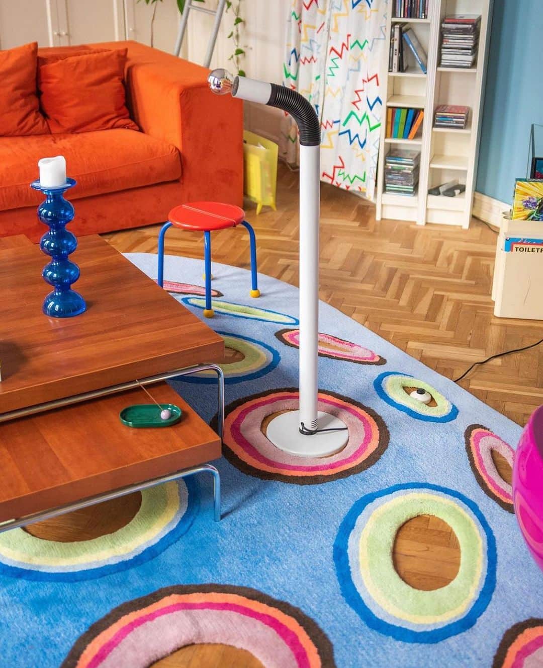 KEISUKE SYODAさんのインスタグラム写真 - (KEISUKE SYODAInstagram)「SPOTTED OUR @studiotheblueboy POP ART DOTS RUG 💚💛🧡💜❤️💙🩵🩷 at theirs beautiful flat in Brussels, Belgium 🇧🇪 @well.homed Perfect decoration that I’m obsessed with 😍🍄」11月12日 22時58分 - keisukesyoda
