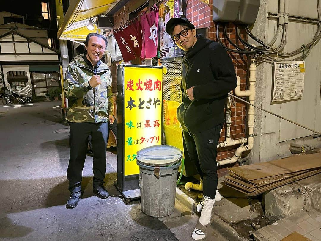 宮田和幸のインスタグラム：「LAからMAKさん！ 最近行きまくってる本とさやでご飯して来ました」