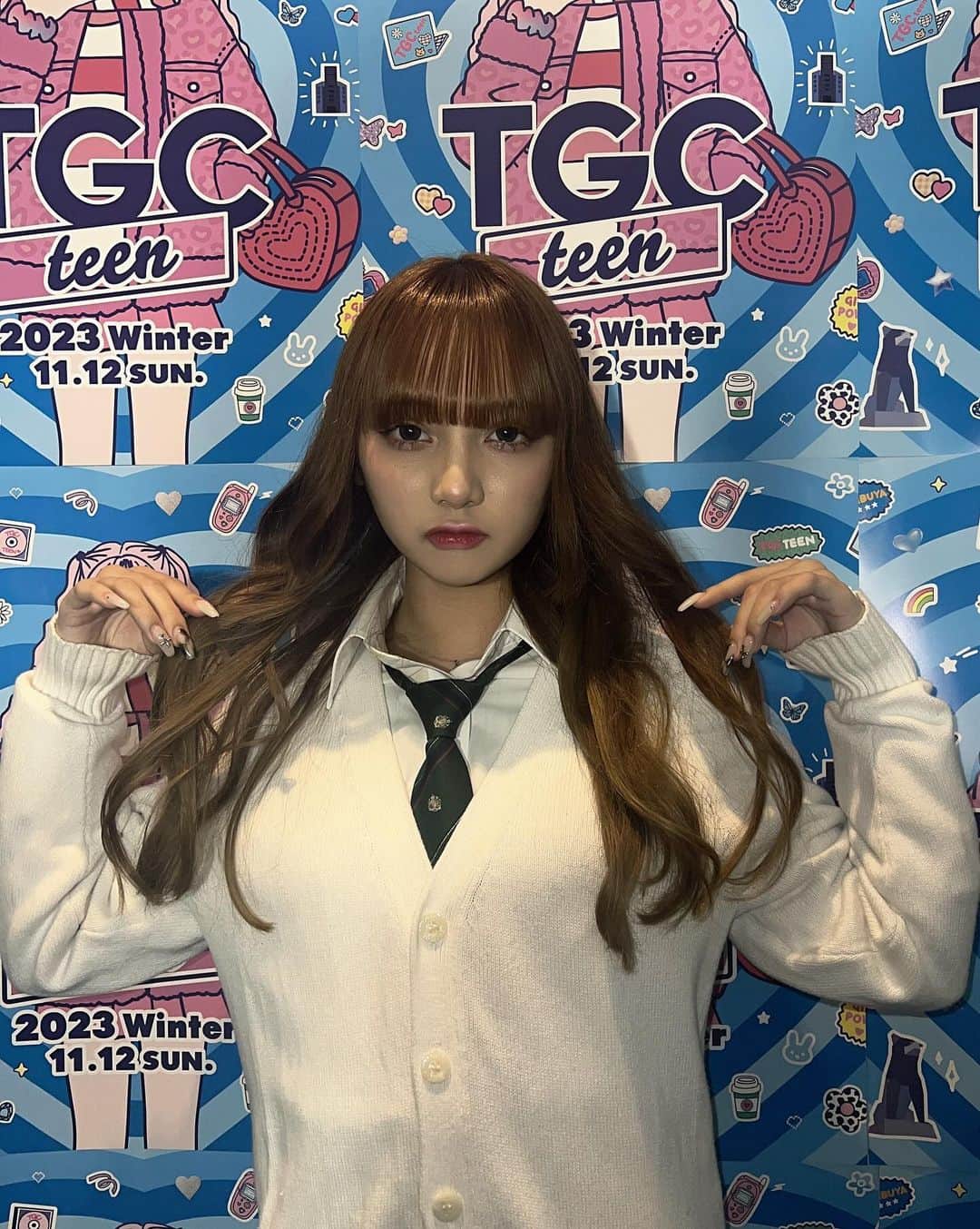 吉田羽花さんのインスタグラム写真 - (吉田羽花Instagram)「. TGC teen 2023 Winterありがとうございました！❄️🥣  Summerに続けてWinterまで出させていただけて本当に楽しかったです😻💜  喋る時緊張しとったけど思い出になりました〜🥹  当日会場まで足を運んでくださった方、配信を見てくださった方ありがとうございました；；💜  またこのようなステージに立てるように頑張りますっ！！👍🏻❤️‍🔥  本日はありがとうございました👶🏻🎀   #tgc   #tgcteen  #tgcteen2023winter   #今日好きになりました   #今日好き   #台北編   #06  #jk  #sjk   #吉田羽花」11月12日 23時27分 - waka.yoshida_
