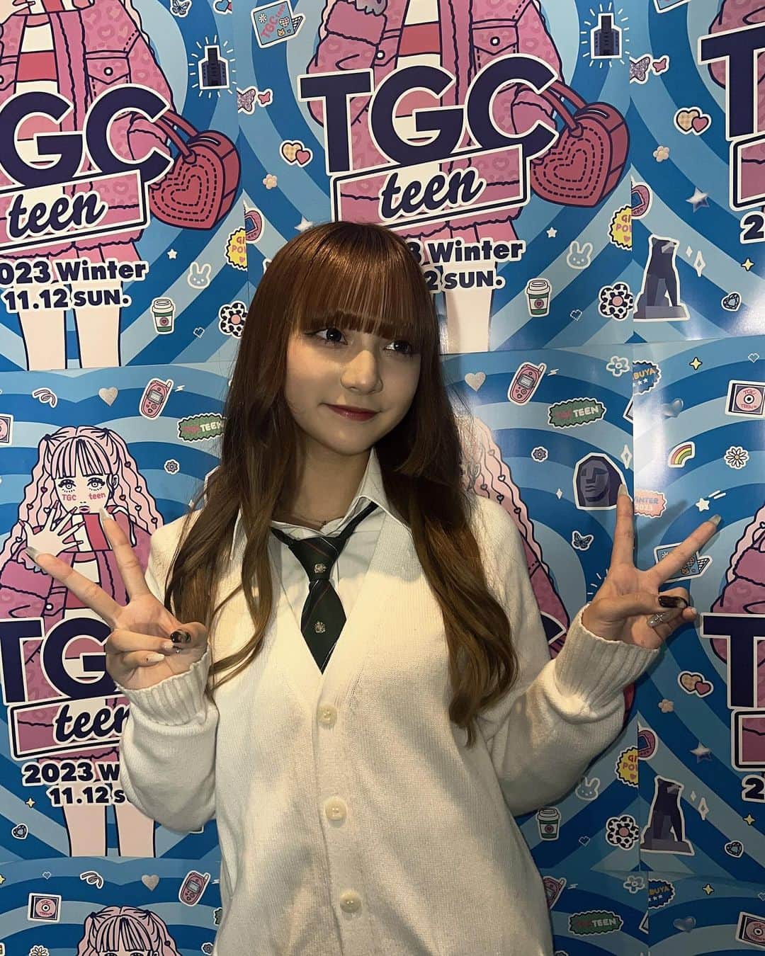 吉田羽花さんのインスタグラム写真 - (吉田羽花Instagram)「. TGC teen 2023 Winterありがとうございました！❄️🥣  Summerに続けてWinterまで出させていただけて本当に楽しかったです😻💜  喋る時緊張しとったけど思い出になりました〜🥹  当日会場まで足を運んでくださった方、配信を見てくださった方ありがとうございました；；💜  またこのようなステージに立てるように頑張りますっ！！👍🏻❤️‍🔥  本日はありがとうございました👶🏻🎀   #tgc   #tgcteen  #tgcteen2023winter   #今日好きになりました   #今日好き   #台北編   #06  #jk  #sjk   #吉田羽花」11月12日 23時27分 - waka.yoshida_