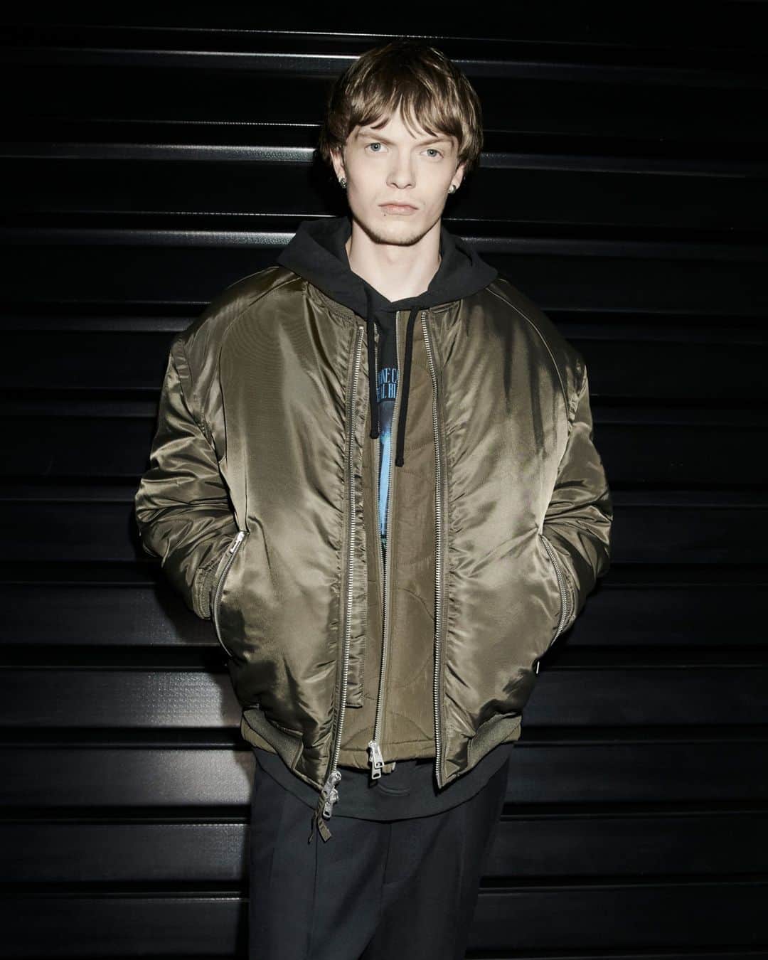 オールセインツのインスタグラム：「Cool temps. Cooler fits.  The Akio Bomber can be worn two ways - with or without sleeves for a vest style. Wear it over the Radiance Hoodie.」