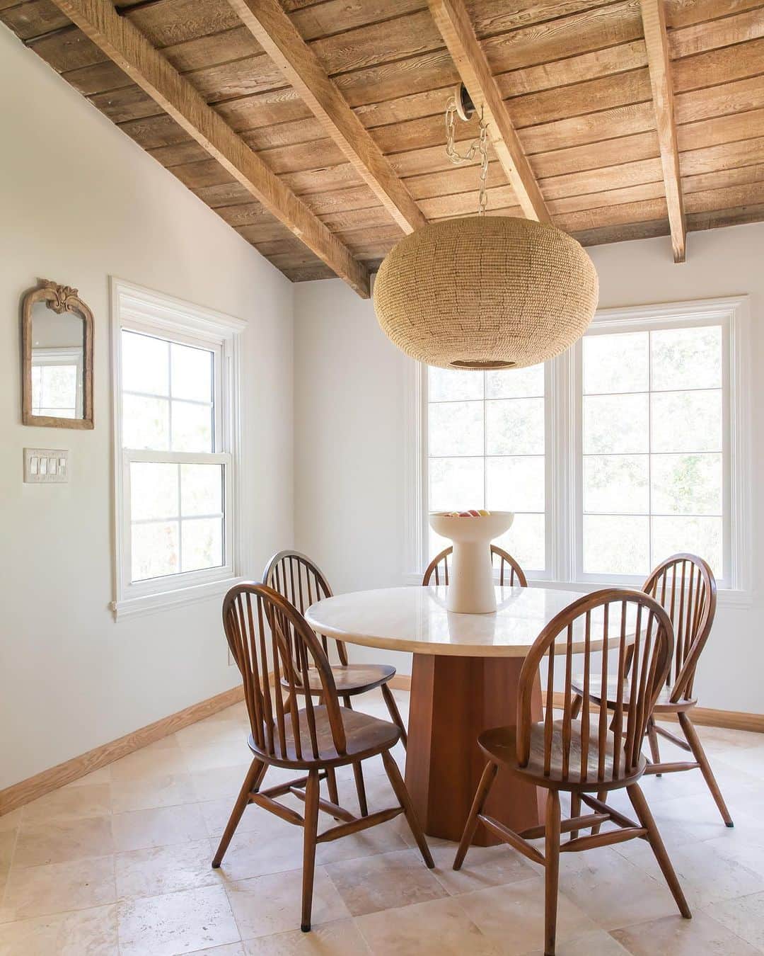 ホイットニー・ポートのインスタグラム：「☀️Morning scenes from our Office project ☀️ a blend of old and new. Table & Lighting from @industrywest and the chairs were my grandma, Bucka’s. 🤍 Watch our entire series: RENOVATION STATION, on YouTube now.」