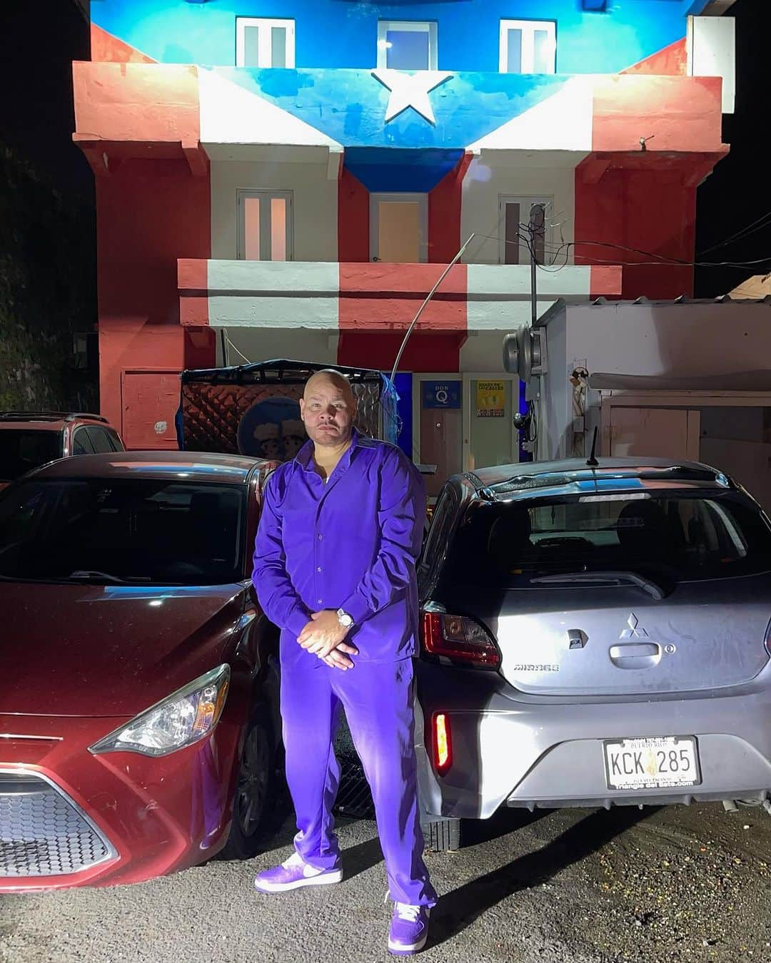 ファット・ジョーのインスタグラム：「Feels like Home when i come to the Island 🇵🇷  I wore my Abuela Lela’s Favorite color Purple 💜 And i ripped it down Legendary! Featuring @iamtonysunshine」