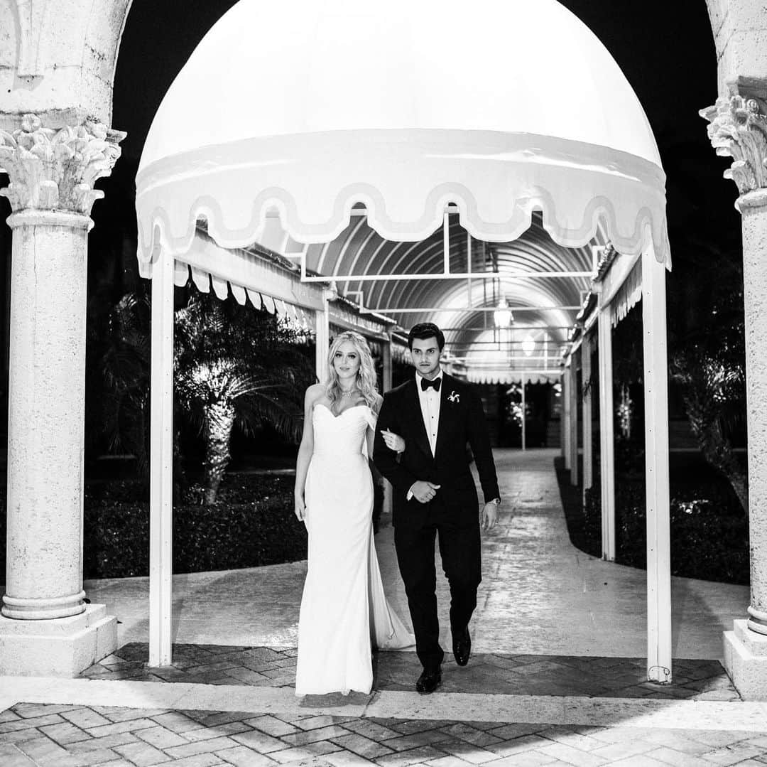 ティファニー・トランプのインスタグラム：「Happy anniversary my love! So grateful to walk through life with you! ❤️✨」