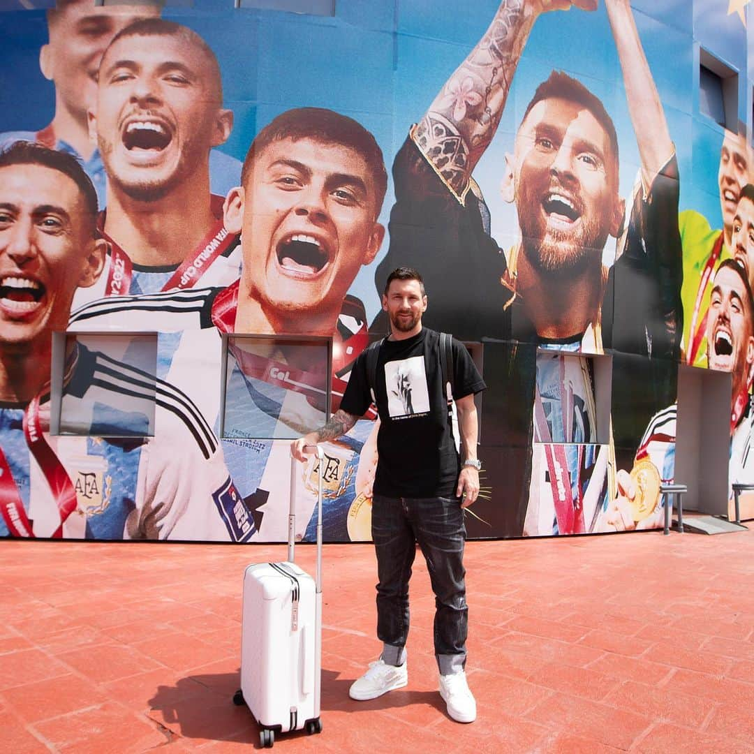 リオネル・メッシさんのインスタグラム写真 - (リオネル・メッシInstagram)「Feliz de volver siempre 🇦🇷」11月13日 1時34分 - leomessi