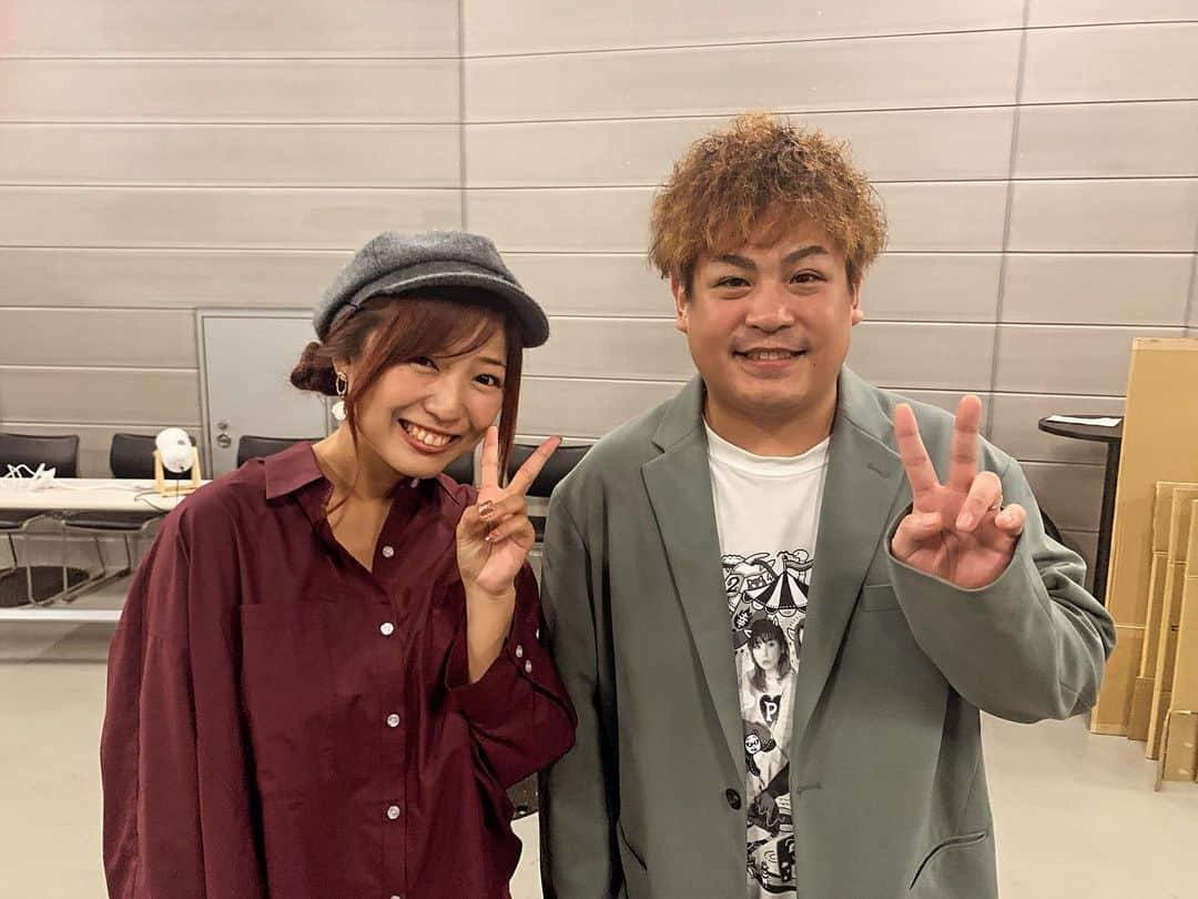 大野大輔さんのインスタグラム写真 - (大野大輔Instagram)「#河原みのり#みんなのパチンコフェス2023  一番好きなライターさんの河原みのりさんに2ショットいただきました！前日、大喜利でクソ滑ったくせに！」11月13日 1時57分 - ohnodaisuke