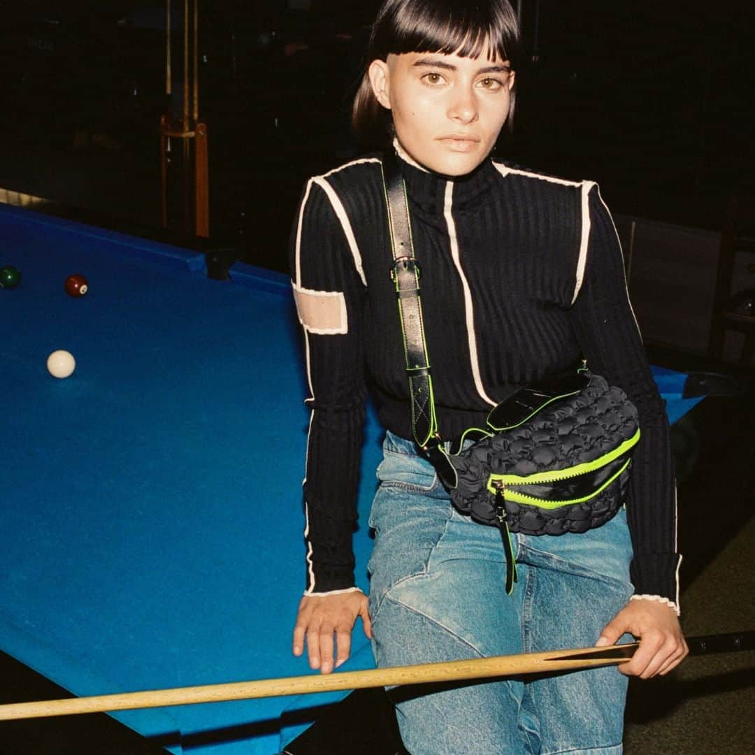 のインスタグラム：「Sunday game 🎱  #LancelParis #LancelTwist #OrigamiByLancel」