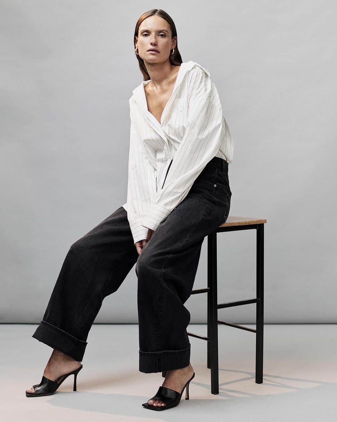 のインスタグラム：「Holiday dressing has arrived. Shop the new Holiday 23 collection now.」
