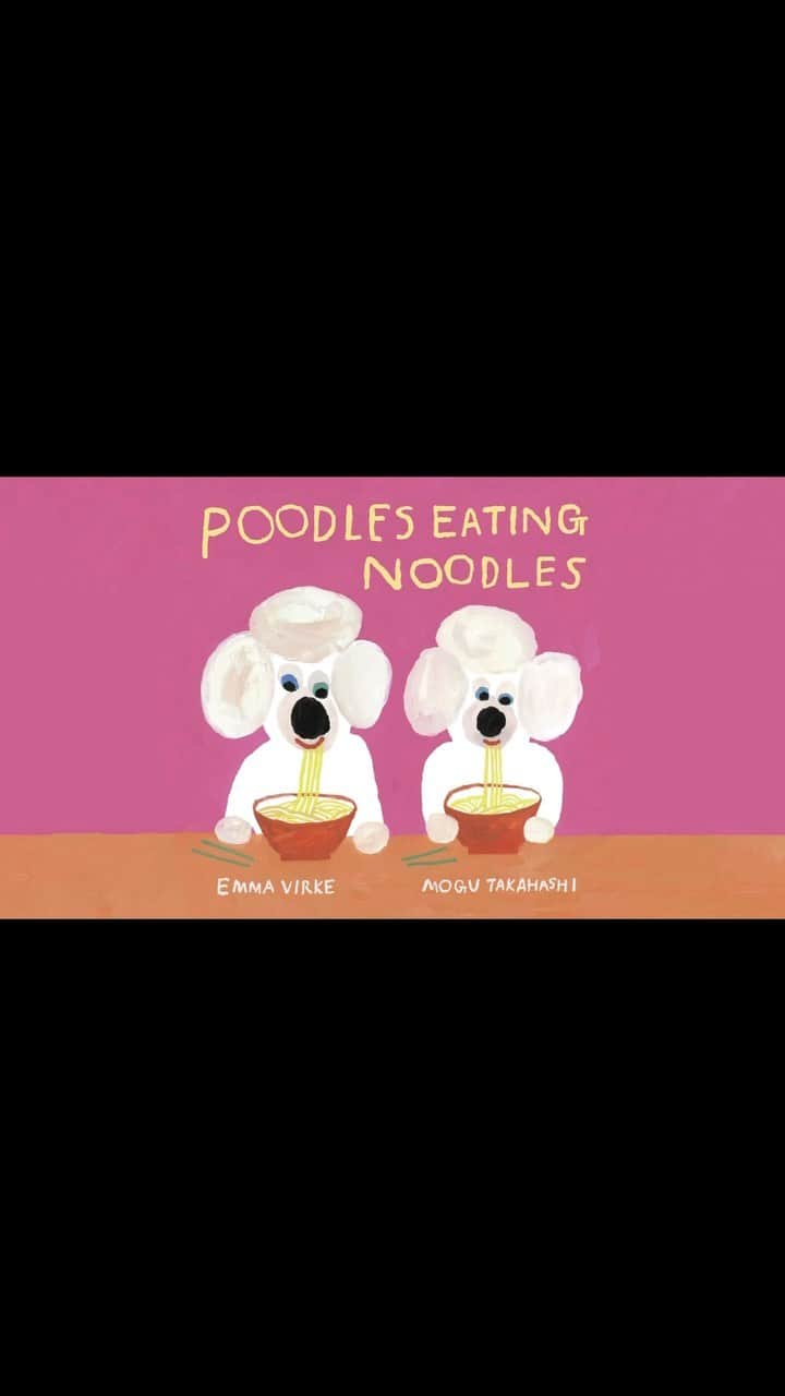 宮城夏鈴のインスタグラム：「Poodles eating noodles🍥🍜🐶  初めて教える英語の歌はこれにしたいな🤔💗  Mogu Takeshi」