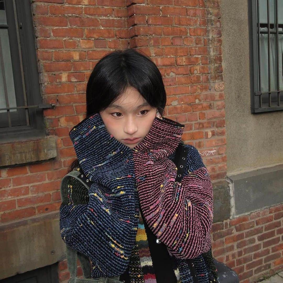 UNIFのインスタグラム：「Moss hoodie on @thisisraeeeee」