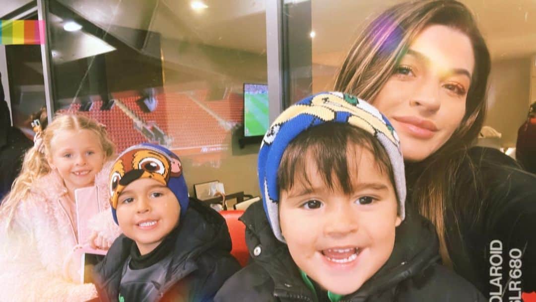 ナタリア・ベッカーのインスタグラム：「❤️ Always supporting you, daddy ❤️ @alissonbecker  #YNWA」