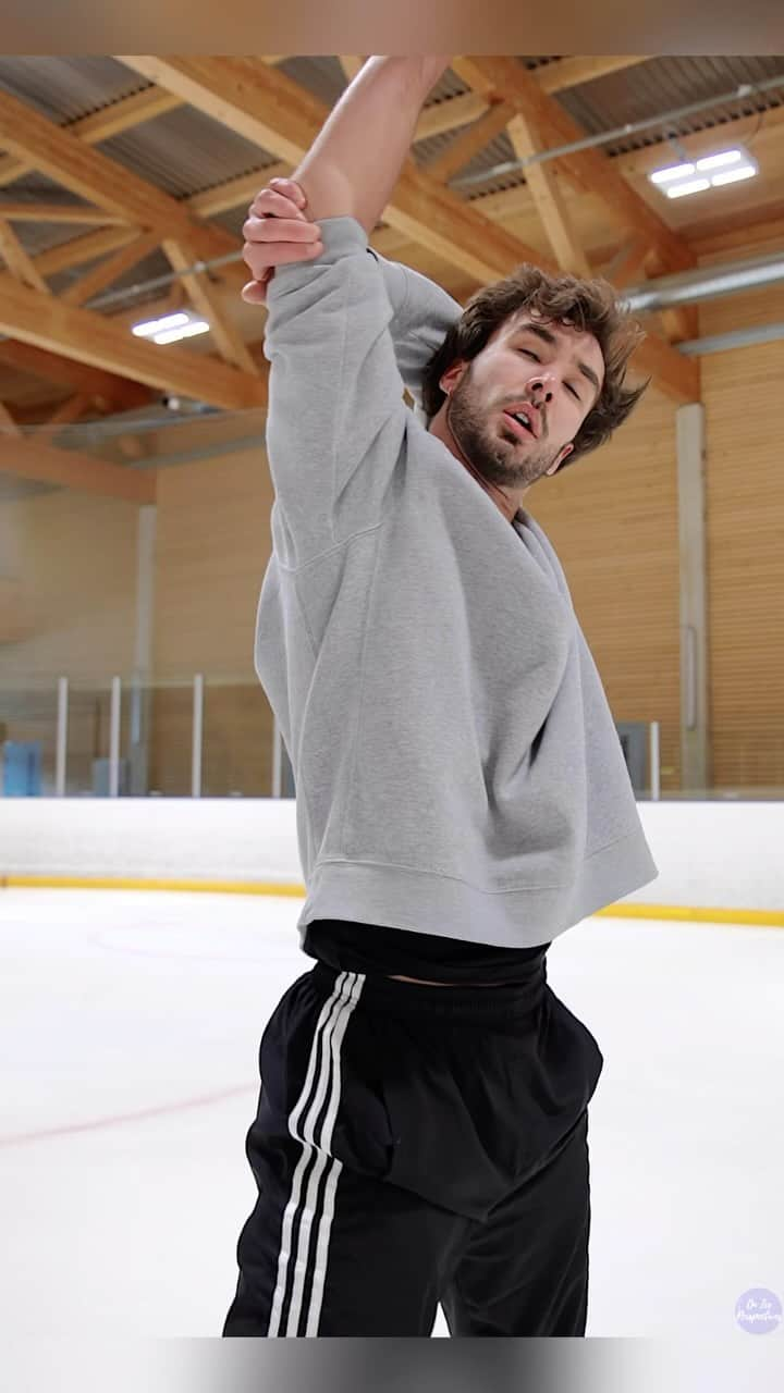 ギヨーム・シゼロンのインスタグラム：「Happy birthday to @guillaume_cizeron  A large portion of my camera work involves improvisation, so it’s always special when I get to film a skater improvising too. Especially when they can embody their spirit as well as this.  🏔️ Filmed in Switzerland, August 2023 by @oniceperspectives   🎵 @jeanmichelblais   #guillaumecizeron #icedance #iceskating #dancer #dancechoreography #oniceperspectives」