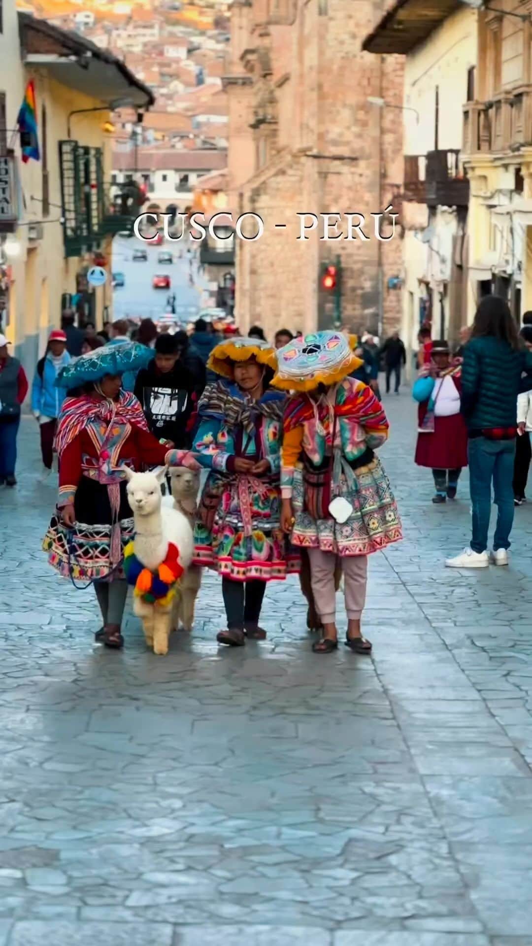 のインスタグラム：「@atlas.peru - Cusco, Peru, often regarded as the historic capital of the Inca Empire, is a fascinating blend of pre-Columbian history and Spanish colonial architecture. Nestled in the Andes mountains, it serves as the gateway to the world-famous Machu Picchu. The city’s well-preserved historical center, featuring cobblestone streets and colorful markets, is a UNESCO World Heritage Site, showcasing landmarks like the Plaza de Armas and the baroque Santo Domingo Church, built atop the ruins of the Incan Temple of the Sun. Cusco’s rich cultural tapestry is evident in its vibrant festivals, traditional textiles, and thriving culinary scene, making it a captivating destination for those seeking a deep dive into Andean heritage and history.」