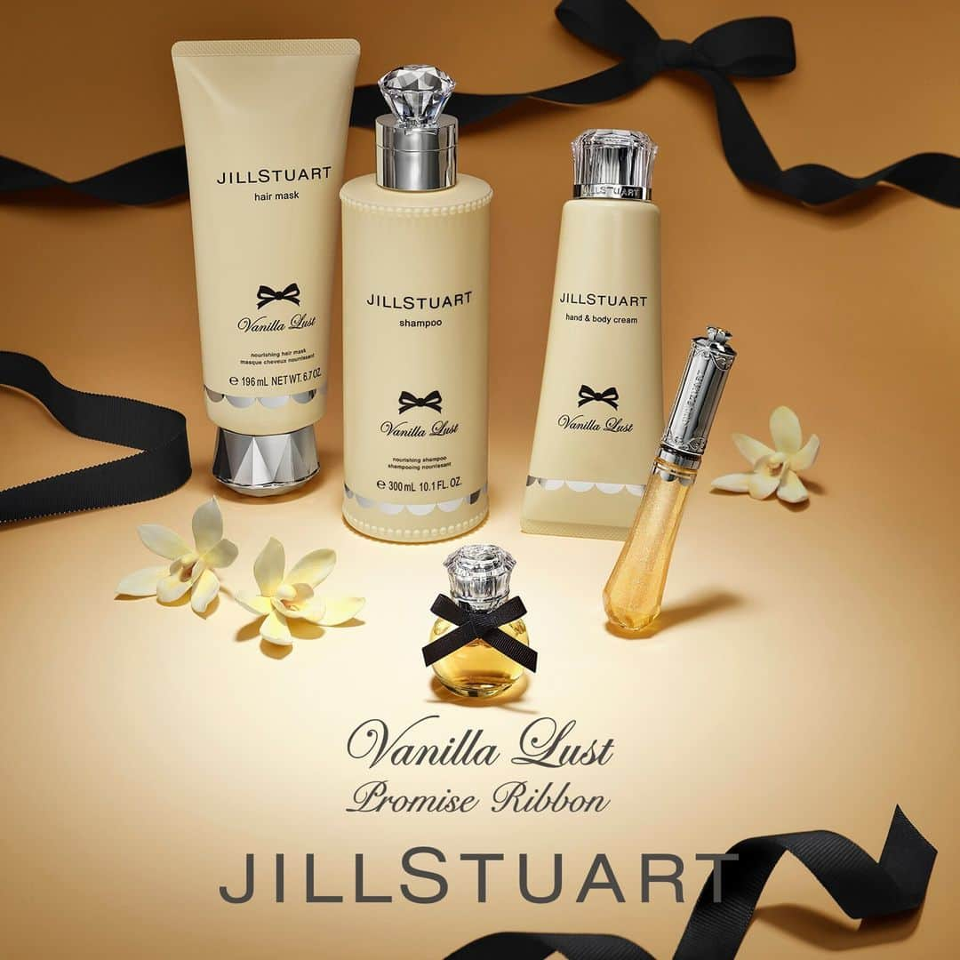 JILLSTUART BEAUTYのインスタグラム：「JILL STUART Vanilla Lust Limited Items 〜Promise Ribbon〜 12月1日(金)より発売 《11月17日(金)より予約開始》  一度触れたら忘れられない。 濃厚で官能的な香り、ヴァニラ ラスト。  この度、デビューして以来、 初めての限定コレクションをお届けします。  そっと結んだリボンは、 あなたに夢のようなひとときを約束する証。 甘い誘惑に、身を任せて。  #jillstuart #jillstuartbeauty #ジルスチュアート #ヴァニララスト #バニラ #オードパルファン #フレグランス #香水 #ハンドクリーム #ボディクリーム #シャンプー #ヘアマスク #リップ #リップ美容液」