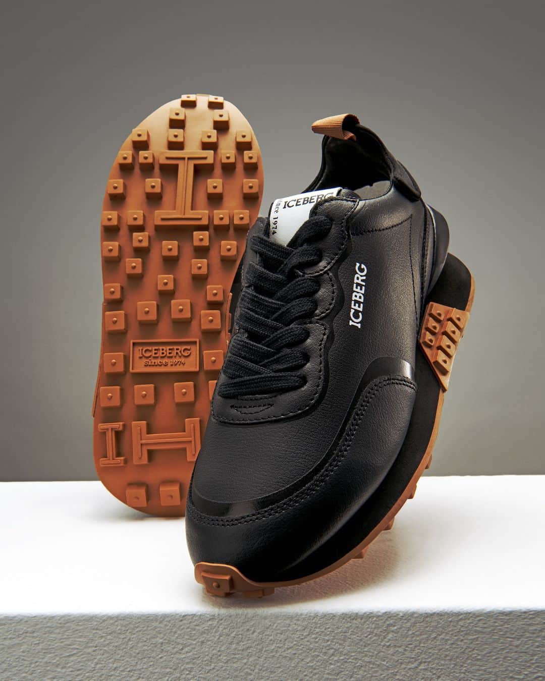 アイスバーグのインスタグラム：「Stepping into the future with ICEBERG HYPER sneakers - where sleek design meets Vibram technology for unrivaled comfort and style.  For him and for her, in the selected stores and at iceberg.com  #iceberg1974 #iceberg #icebergshoes」