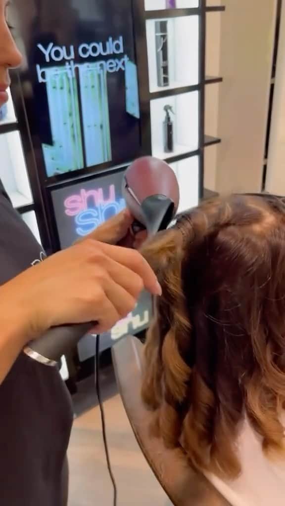 ghd hairのインスタグラム：「Find your hair’s perfect match (like ghd helios 👀) this Singles’ Day with up to 22% off (TODAY ONLY!) 💕  #ghd #ghdhair #singlesday #bouncyblowdry #blowdryhack #blowdrytutorial」