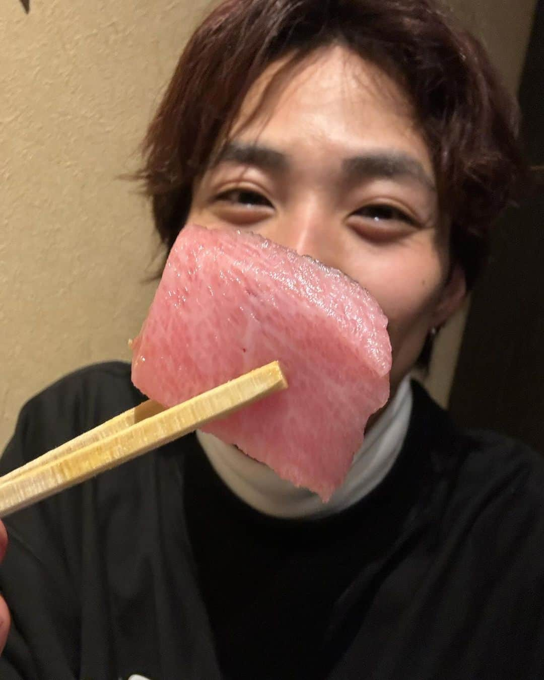 山口託矢さんのインスタグラム写真 - (山口託矢Instagram)「大トロ美味しすぎた。 溶けたからもはや食べてないまである🙃 . . #北海道  #留辺蘂  #北見」11月13日 5時13分 - taku_ya_maguchi