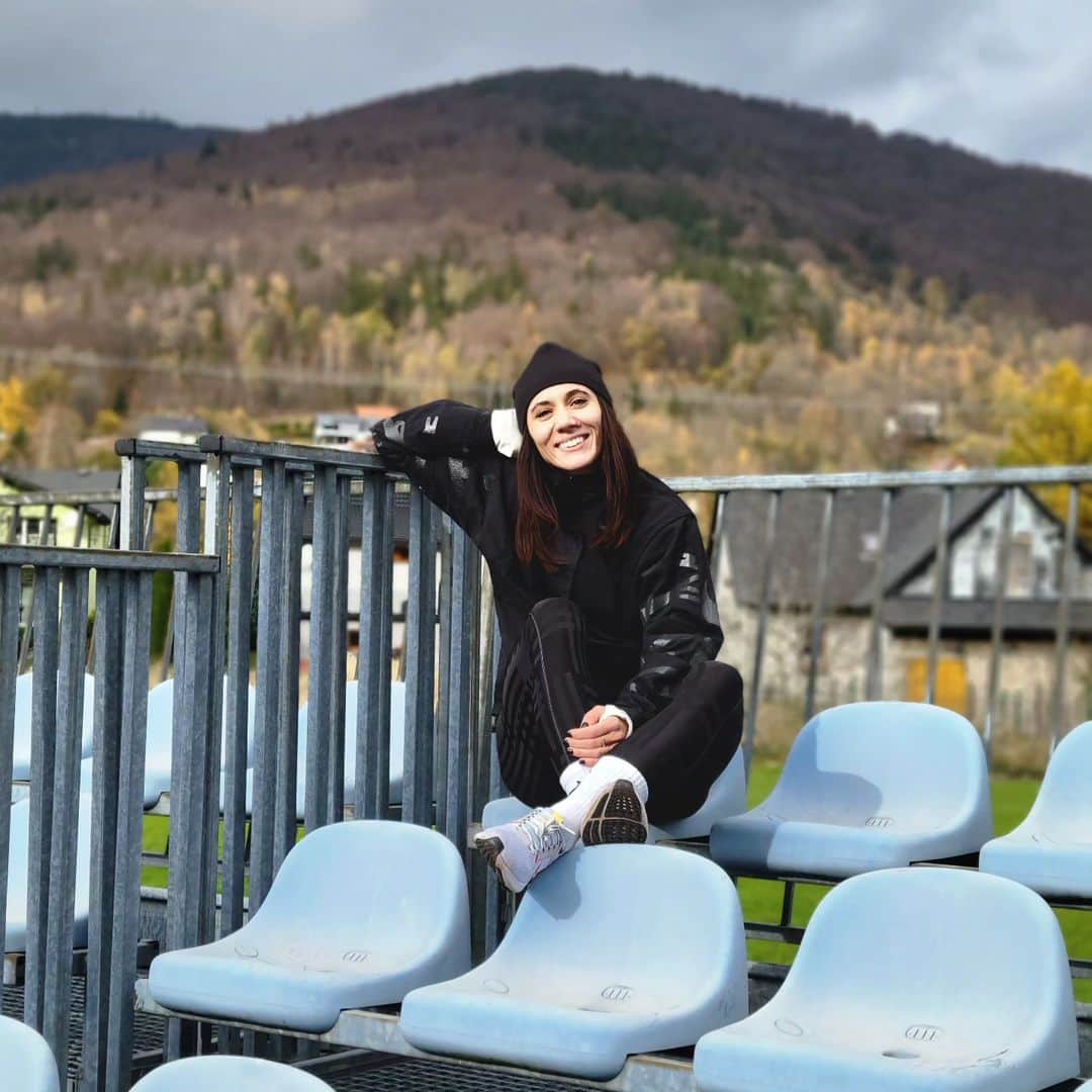 マリカ・ポポヴィッチュ・ドラパワのインスタグラム：「To był bardzo intensywny tydzień🏃‍♀️🏔🏋‍♀️Mam nadzieję, że w Szczyrku złapałam trochę 'zdrowia'💪 Lecimy dalej🙌」