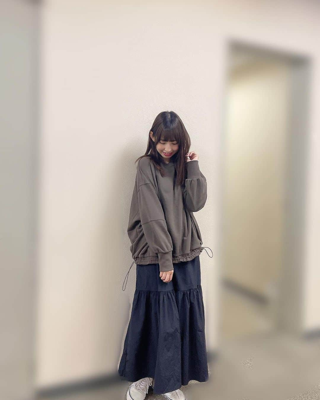 沖口優奈のインスタグラム：「今年の秋のお気に入りお洋服  スカートがシャカシャカの素材で可愛い  #bab #babcode」