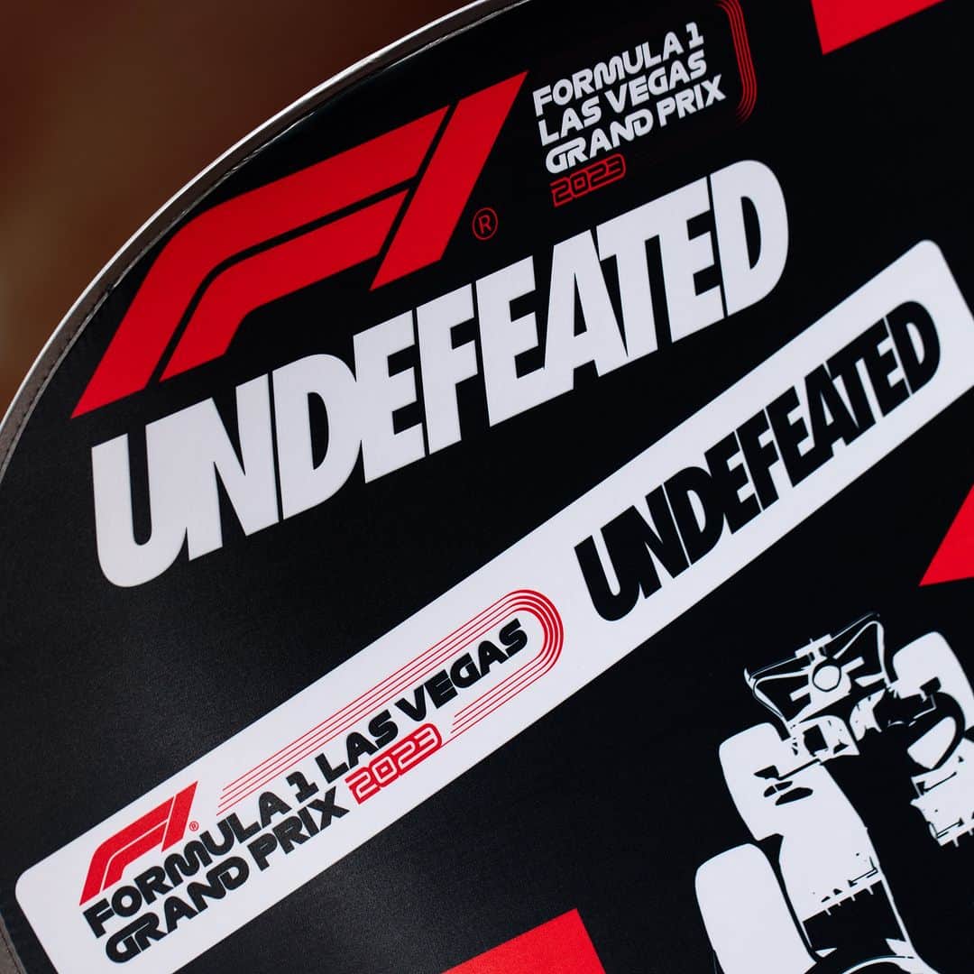 UNDFTDさんのインスタグラム写真 - (UNDFTDInstagram)「UNDEFEATED x Formula 1 Las Vegas ...
