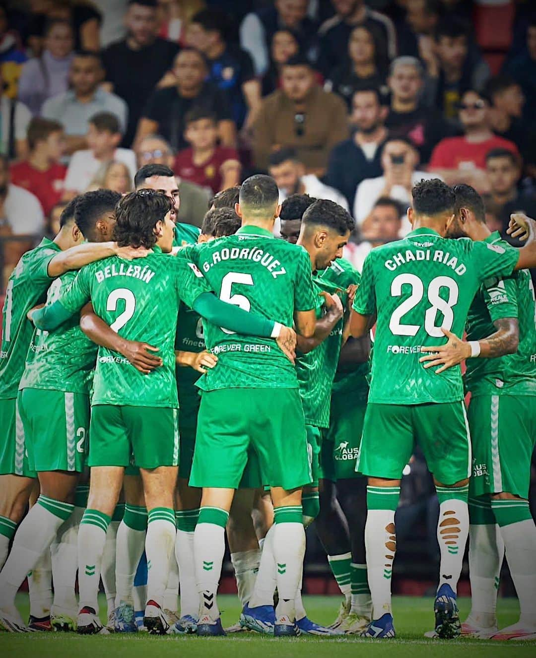 アジョセ・ペレスさんのインスタグラム写真 - (アジョセ・ペレスInstagram)「Orgulloso de este equipo 💚」11月13日 8時26分 - ayozepg