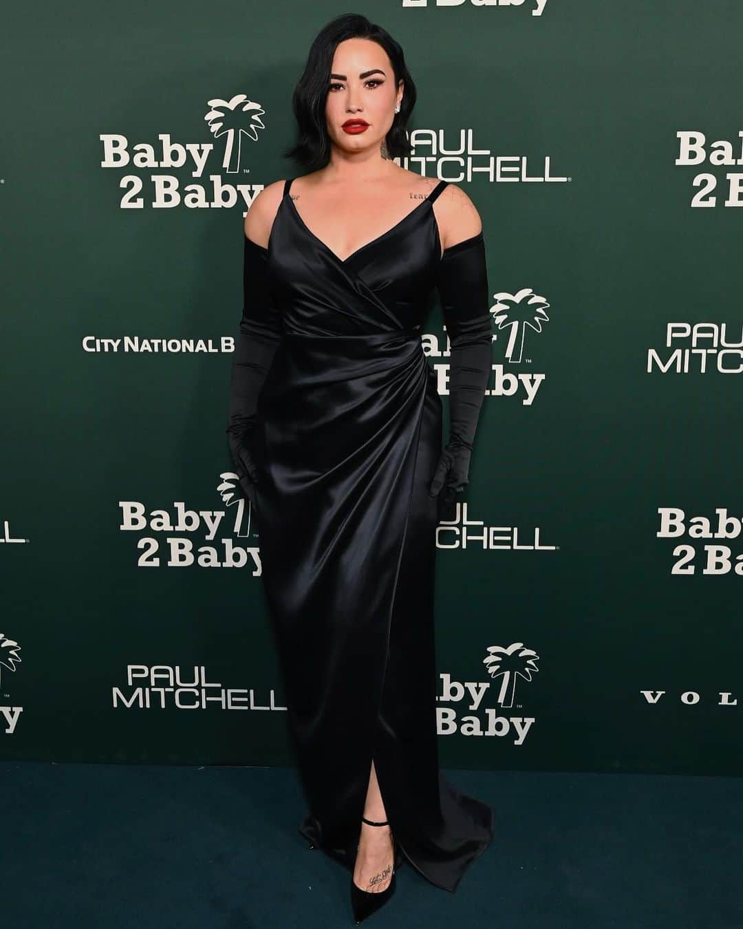 デミ・ロヴァートさんのインスタグラム写真 - (デミ・ロヴァートInstagram)「An inspiring evening with @baby2baby 🖤」11月13日 8時47分 - ddlovato