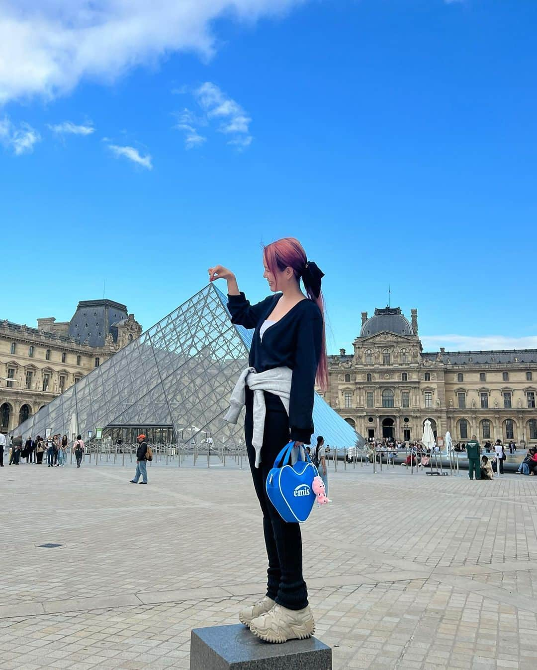 NASUさんのインスタグラム写真 - (NASUInstagram)「2023.10 Paris🇫🇷☺️ #palaisgarnier #museedulouvre」11月13日 8時55分 - nasup