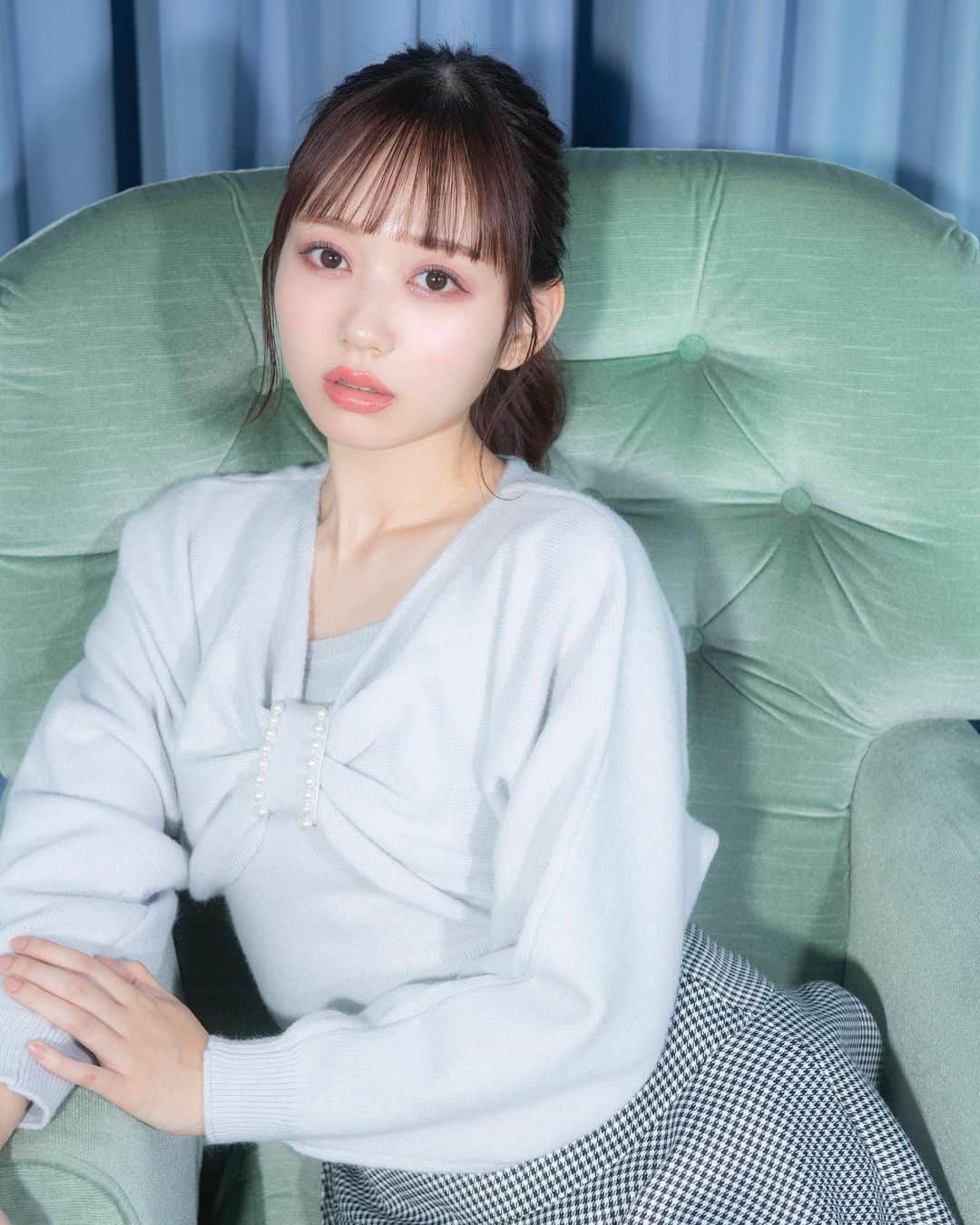 evelynのインスタグラム：「AKB48 大盛真歩さんが着るevelyn冬コレクション🐰♥︎ ㅤㅤㅤㅤㅤㅤㅤㅤㅤㅤㅤㅤㅤ \ 11月中旬入荷予定 / #リボンパールニット ¥6,900 ㅤㅤㅤㅤㅤㅤㅤㅤㅤㅤㅤㅤㅤ #evelyn #エブリン」