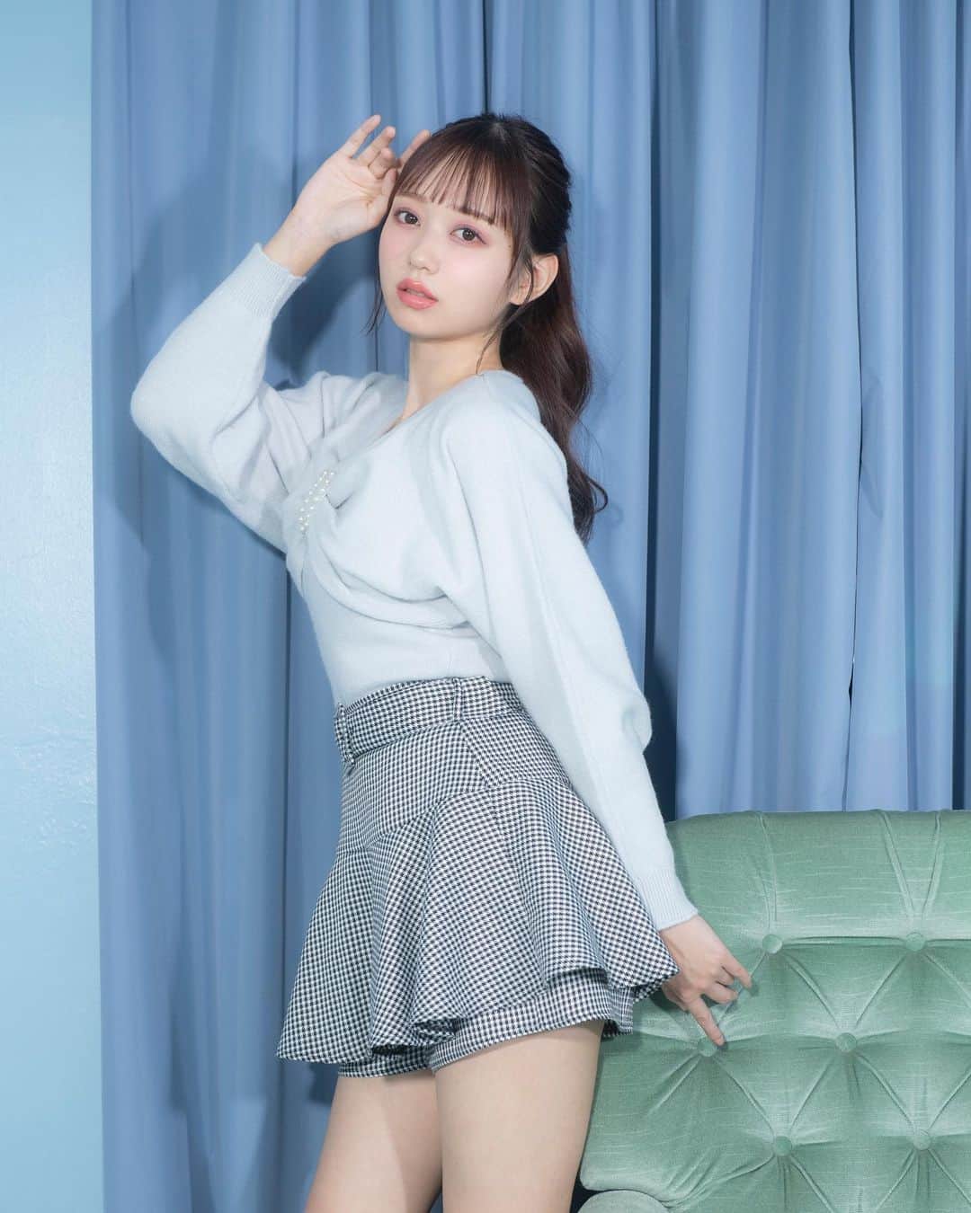 evelynのインスタグラム：「AKB48 大盛真歩さんが着るevelyn冬コレクション🐰♥︎ ㅤㅤㅤㅤㅤㅤㅤㅤㅤㅤㅤㅤㅤ \ 11月中旬入荷予定 / #リボンパールニット ¥6,900 ㅤㅤㅤㅤㅤㅤㅤㅤㅤㅤㅤㅤㅤ #evelyn #エブリン」