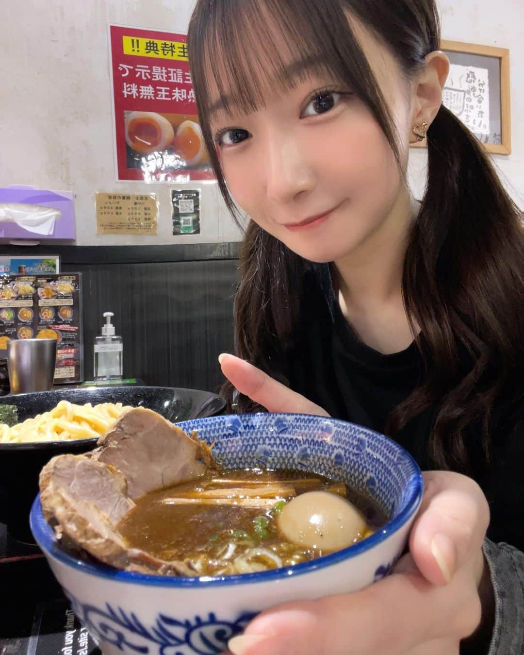 小日向ななせさんのインスタグラム写真 - (小日向ななせInstagram)「ラーメン大好き小日向さん🍜  #japanesegirl #japanesemodel #gravure #gravureidol #グラビア #グラビアアイドル #idol #ビジョビ #偶像 #我的 #自拍 #粉我 #性感的 #模特 #約拍 #我的最愛 #正妹 #그라비아　#bikinimodel #bikinigirl #asiangirls PR @kobushitokyo #古武士 #新宿ラーメン #新宿つけ麺 #新宿区グルメ #新宿三丁目グルメ」11月13日 9時21分 - kohinata_nanase