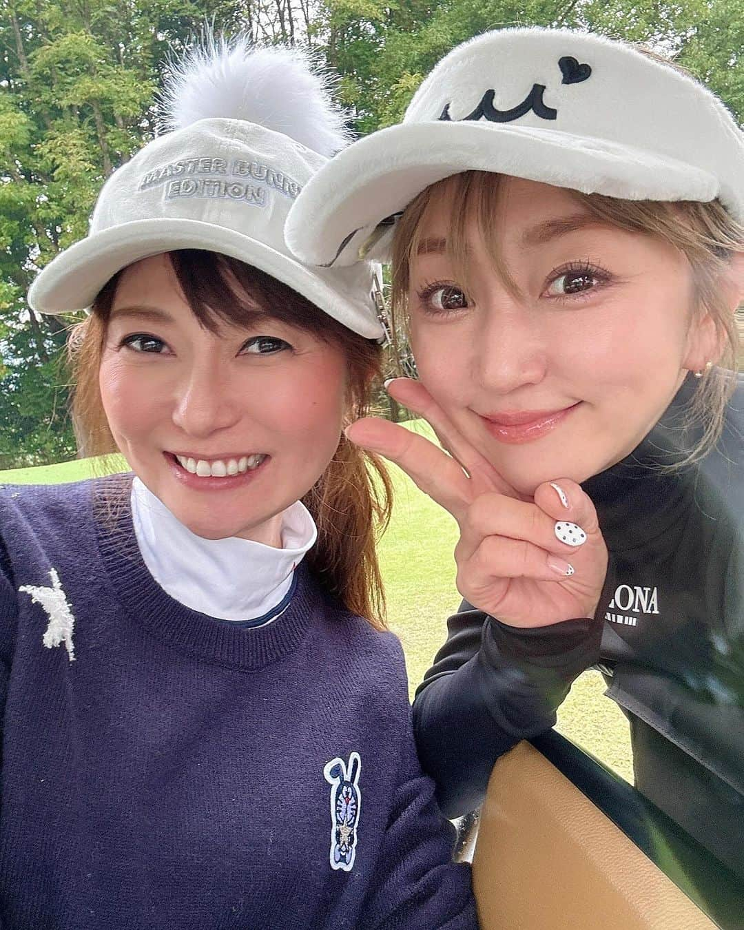 柑谷あゆみさんのインスタグラム写真 - (柑谷あゆみInstagram)「このゴルフ場よかったなー☺️ ゴルフ場にいるの忘れそうになったランチタイムでした🍷  #千代田カントリークラブ  #ゴルフウェア #markandlona  #マークアンドロナ #mutamarine  #ゴルフ女子 #golf  #golfing  #golflife  #golfgirl  #instagolf  #golfer #골프 #골프웨어 #กอล์ฟ  #ゴルフ好きな人と繋がりたい」11月13日 9時59分 - kantani_ayumi