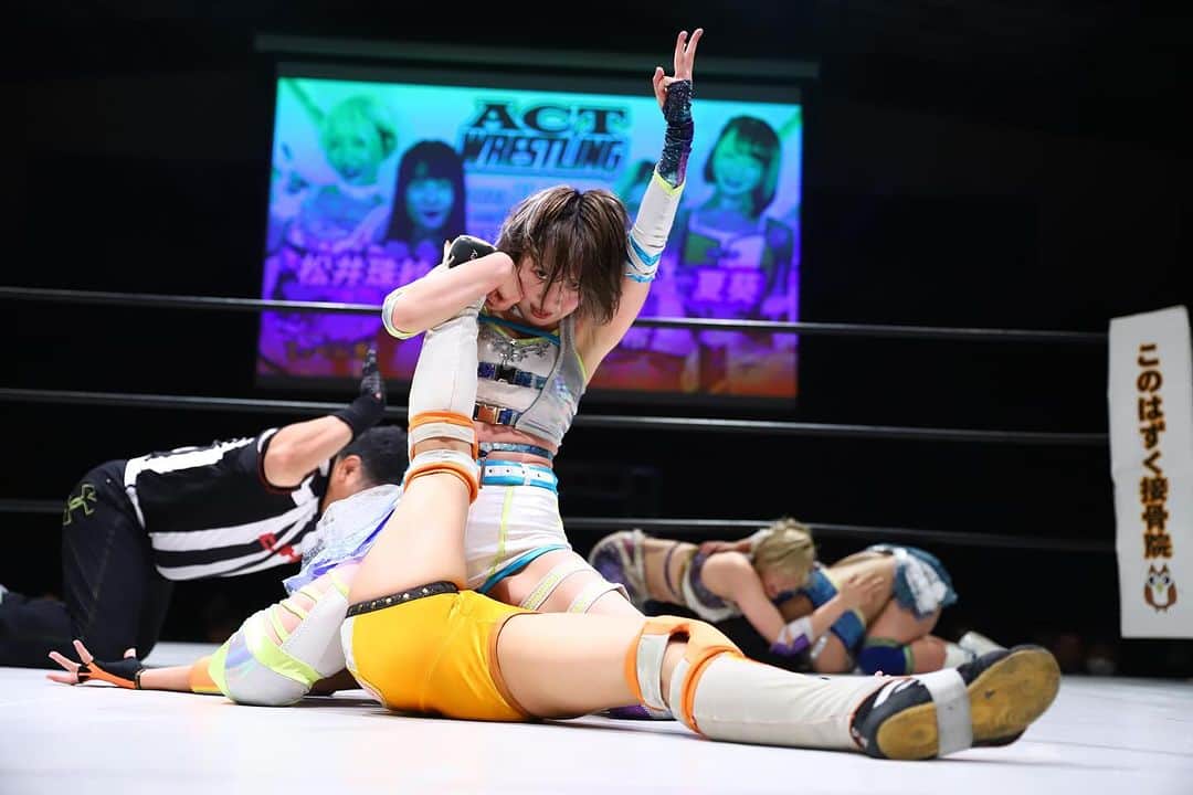 松井珠紗のインスタグラム：「たとえ手脚が短くても勝ったし挑戦表明したし私がベルト獲るし どこまでも気合いでいくぜ 任せな」