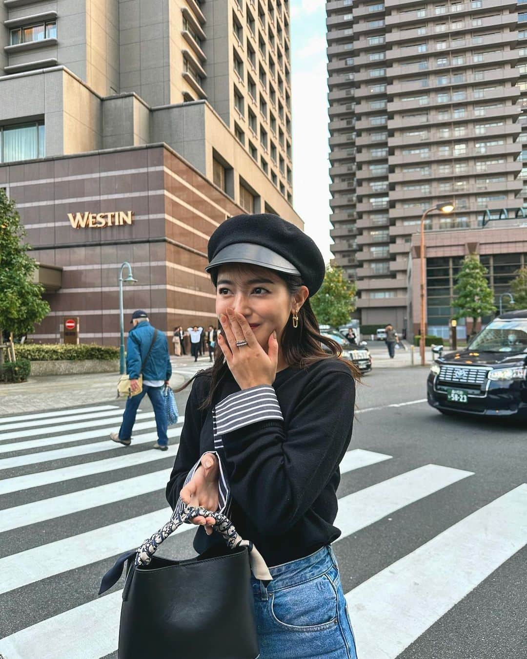 大口智恵美さんのインスタグラム写真 - (大口智恵美Instagram)「🩵🖤  寒くなってきたからお買い物に行ったけど、収穫ゼロでした🥹 また出直す🤍  #outfit #秋コーデ」11月13日 11時35分 - chemiiiii