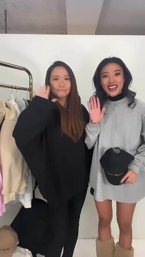 ANELA TOKYOのインスタグラム：「BLACK FRIDAY 本日12:00START🖤🖤🖤」