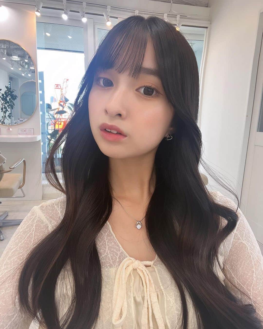 星野愛美さんのインスタグラム写真 - (星野愛美Instagram)「. @terao_saori さんのサロンモデルしてきた時の~✌🏻🩷 たくさんお話しして楽しかったんだあ🥹 . . . . . . . #シブサン　#shibu3project #アイドル #モデル　#被写体　#サロンモデル　#ロングヘア　#ガーリー #girly #lemille #05 #高校生　#jk #ljk #ootd #instagood #followｍe」11月13日 12時06分 - aimi._.nn08