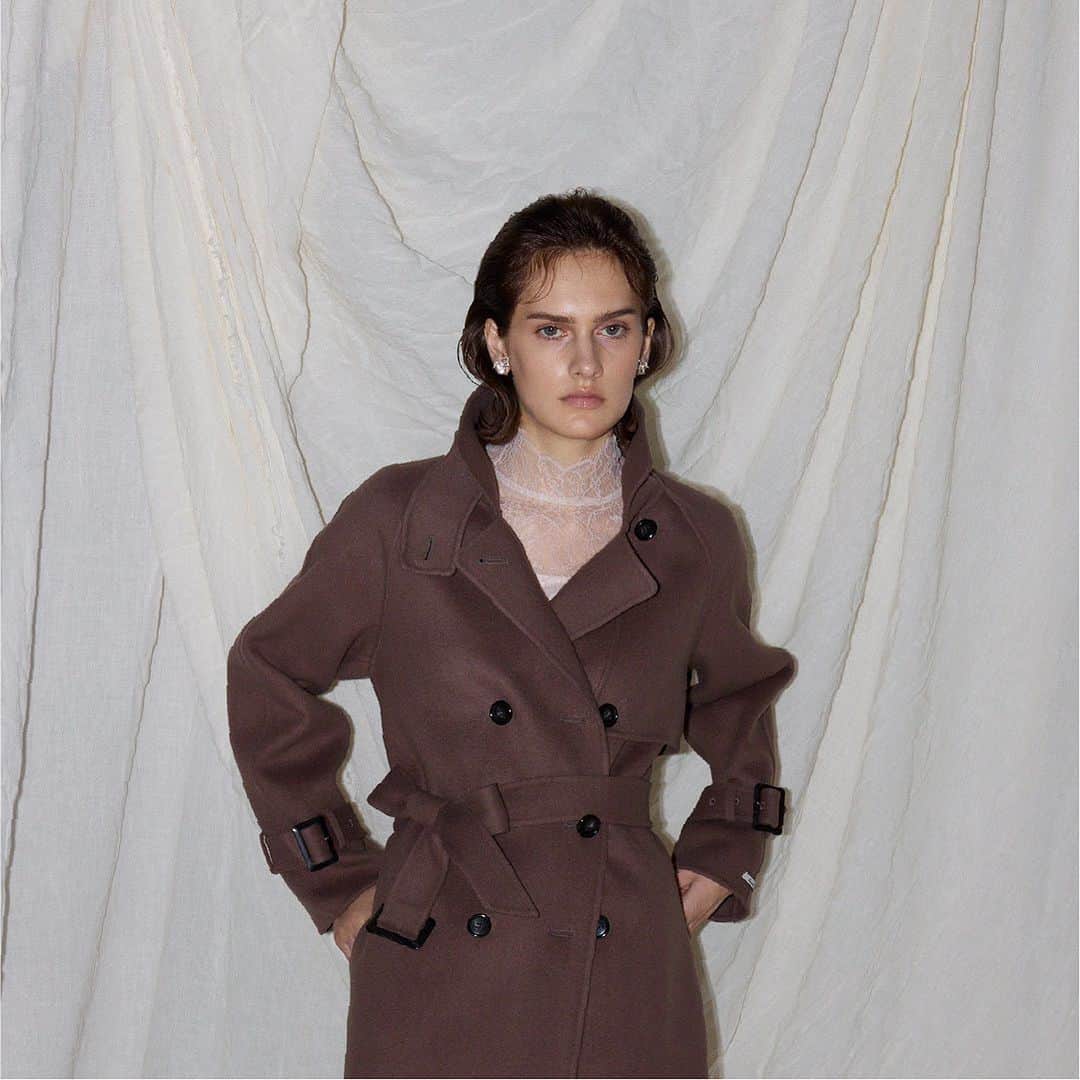 celford_officialのインスタグラム：「【CATALOG】 ⁡ 2023 WINTER OUTER COLLECTION ⁡ 冬のアウタースタイルが本格的にラインナップ！ オンラインではカタログをご覧頂けます。 ⁡ 冬の新作アウターのチェックを どうぞお忘れなく。 ⁡ ⁡ -ONLINE STORE 10%OFF CAMPAIGN - 11.9 thu 0:00 - 11.13 mon 23:59 ⁡ - LUMINE CARD 10%OFF CAMPAIGN - 11.9 thu - 11.15 wed ⁡ ⁡ #CELFORDAW23 #celford #セルフォード」