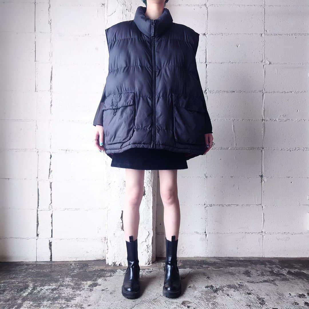 吉祥寺 古着屋 Orfeoさんのインスタグラム写真 - (吉祥寺 古着屋 OrfeoInstagram)「. ●Super Big Down Vest(UNISEX) . . . お問い合わせはこちらから↓ orfeokichijoji@yahoo.co.jp  #orfeo #kichijoji #tokyo #vintage #used #fashion #coordinate #outfit #オルフェオ #吉祥寺 #東京 #古着 #古着屋 #ヴィンテージ #レディース古着 #吉祥寺古着屋 #コーディネート . . . お問い合わせはインスタグラムのプロフィール掲載のメールアドレスにお願いいたします。コメント、DMでのお問い合わせは受け付けておりませんのでご了承ください。 店頭に出ていないONLINE SHOPの商品もご購入頂けます。気になる商品がございましたら店頭スタッフにお気軽にお声掛けください。」11月13日 12時46分 - orfeokichijoji