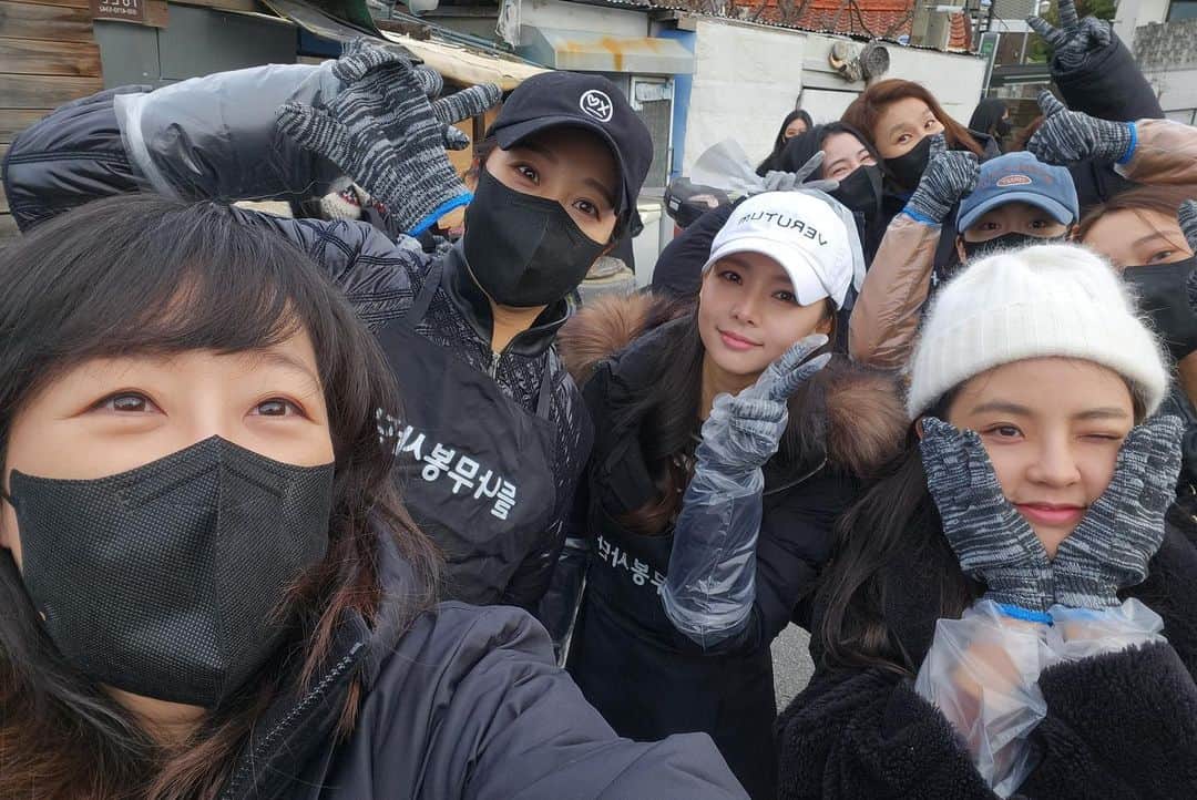ジェイさんのインスタグラム写真 - (ジェイInstagram)「날씨는 추웠지만 마음은 따뜻했던 날 #동덕DBD #동덕방연 #들나무봉사단」11月13日 13時01分 - kimjeii