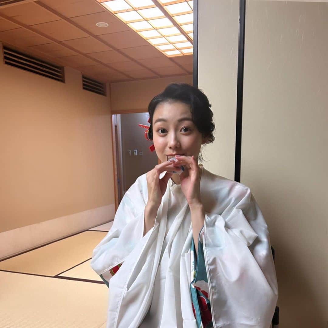高田夏帆のインスタグラム：「大好きな大好きな広島 戻ってきたどー！ 広銀CM撮影🎏 広島の人と空気と､もはや癒しなわけです。 今月あと1回来れる！嬉しい☺︎  気持ちもまた切り替わって 前に進めます~~」