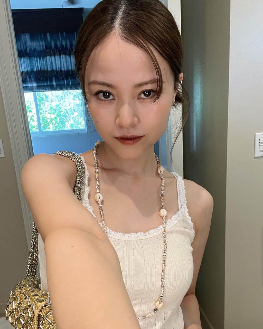 MiracleVellMagicのインスタグラム：「🌴🌋🤍」