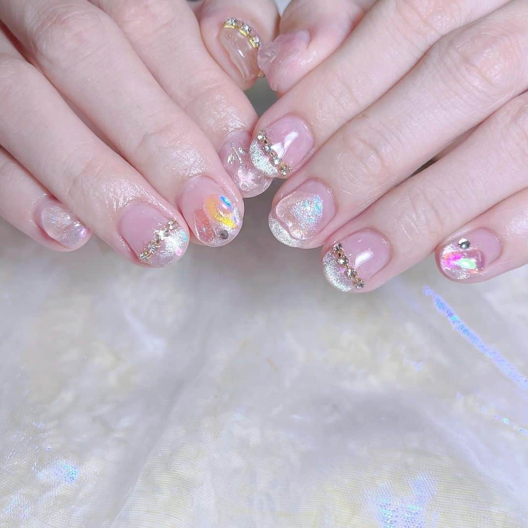 なかやまちえこさんのインスタグラム写真 - (なかやまちえこInstagram)「𝔄𝔲𝔯𝔬𝔯𝔞×𝔐𝔞𝔤𝔫𝔢𝔱♡⠀ ⠀ @sarikin0 ちゃん⠀ @youmenosay ⠀ ⠀ @aby_sharenail #nail #nails #nailart #ネイル #美甲 #ネイルアート  #japanesenailart #manucure #japanesenails #manicurist #gelnails #أظافر #네일아트 #미용  #เพ้นท์เล็บ #artedeuñas #เพ้นท์เล็บเจล #ジェルネイルデザイン #ネイルデザイン #nagelkunst #韓国ネイル #ワンホンネイル⠀ @pregel.jp @emena_nail.official #pr」11月14日 0時26分 - chiekonakayama