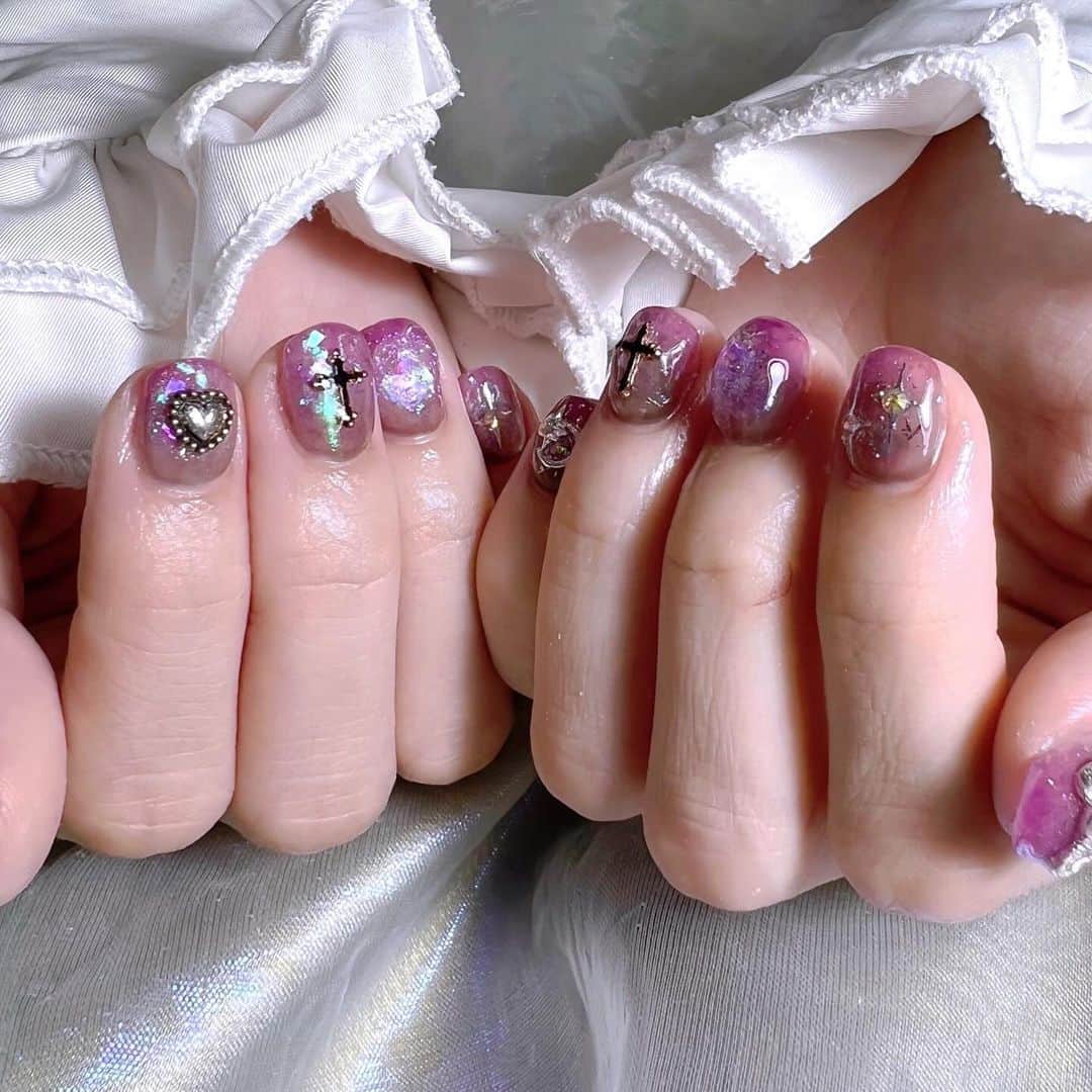 なかやまちえこさんのインスタグラム写真 - (なかやまちえこInstagram)「𝔇𝔞𝔯𝔨 𝔣𝔞𝔫𝔱𝔞𝔰𝔶✡️⠀ ⠀ @sarikin0 ちゃん⠀ @youmenosay ⠀ ⠀ @aby_sharenail #nail #nails #nailart #ネイル #美甲 #ネイルアート  #japanesenailart #manucure #japanesenails #manicurist #gelnails #أظافر #네일아트 #미용  #เพ้นท์เล็บ #artedeuñas #เพ้นท์เล็บเจล #ジェルネイルデザイン #ネイルデザイン #nagelkunst #ニュアンスネイル ⠀ @emena_nail.official @pregel.jp #pr」11月14日 0時32分 - chiekonakayama