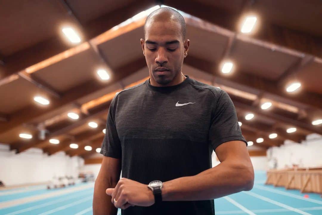 クリスチャン・テイラーのインスタグラム：「On World Kindness Day, we're bringing our Take the Time challenge back to encourage everyone to reconnect with themselves and others.  #LPTaketheTime #kindness #wellbeing #mentalhealth ⏰️」